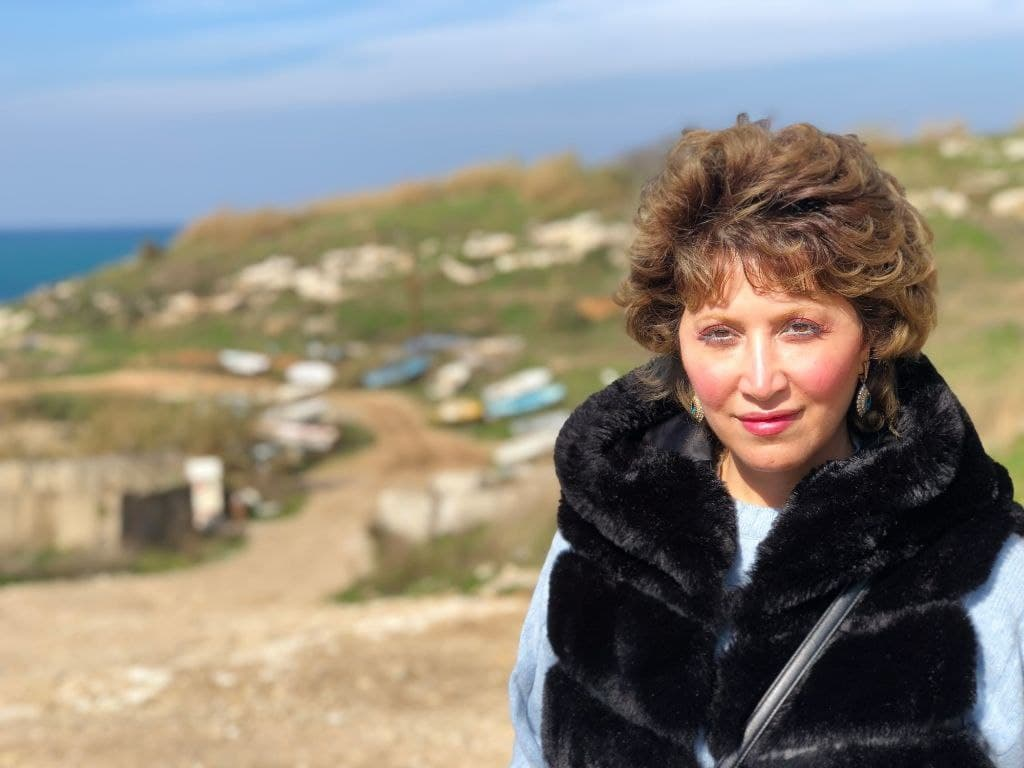 لينا هَوْيَان الحسن: طبعت أولى رواياتي مقابل رسوماتي