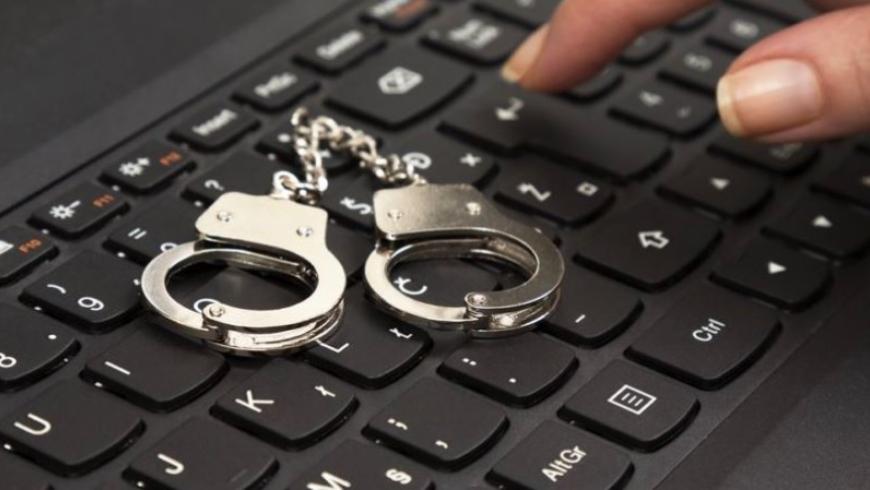 قانون الجرائم المعلوماتية يحكم على مهنة الإعلام بالإعدام!!