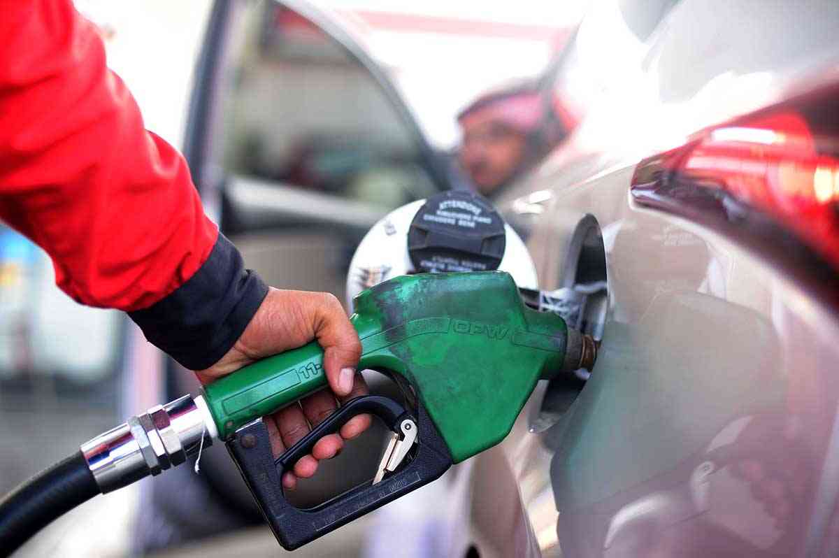 مصادر: لن يتم العودة إلى التوزيع السابق للبنزين والمازوت حتى يتم التأكد من تواتر التوريدات الخارجية