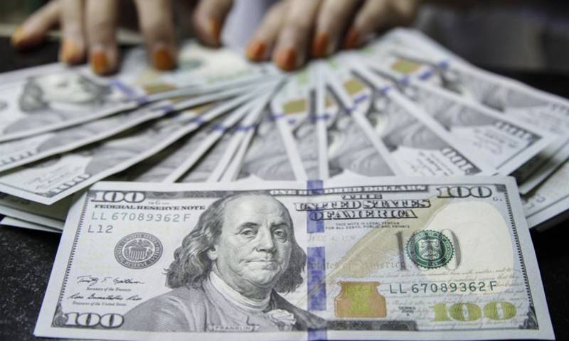 رئيس غرفة تجارة ريف دمشق: بعض ما يورده المغتربون من القطع يذهب للاستثمار..!.