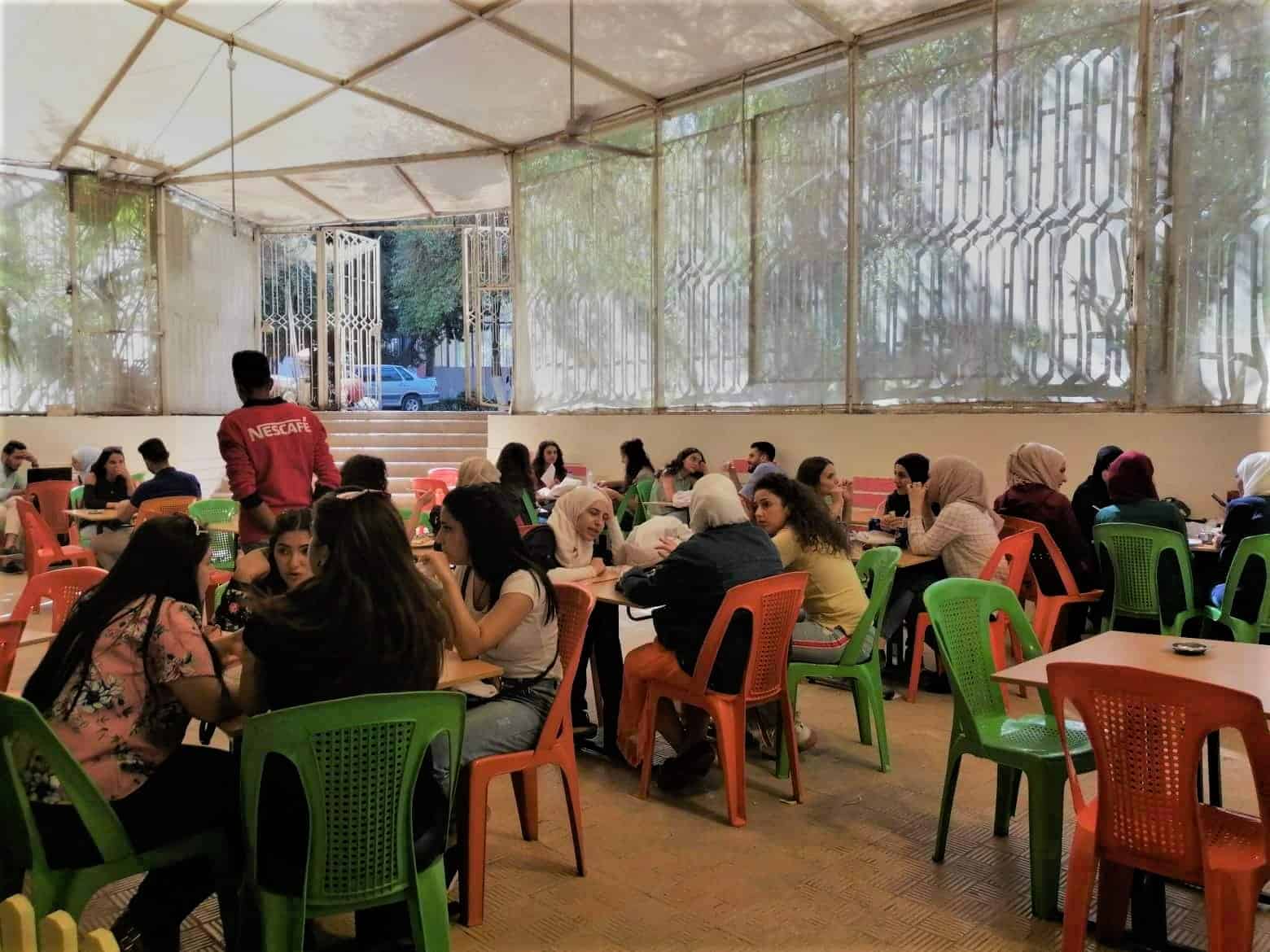 مواد منتهية الصلاحية في مقاصف جامعة دمشق..وضبط أكثر من مركز استثمار يبيع مادة «الدخان»..!.