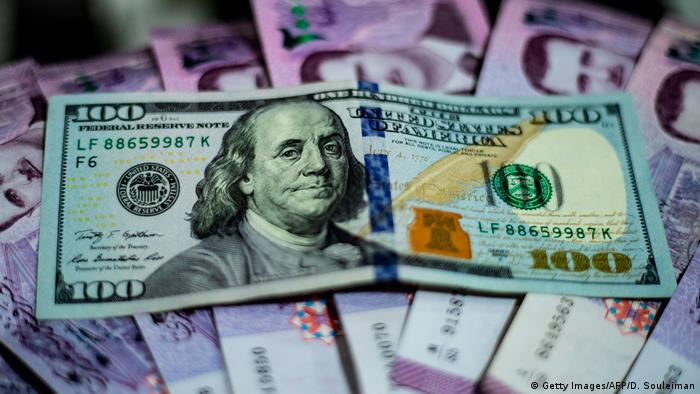 "800 ليرة سعر الصرف عندما استلموا ..واليوم هو 15 ألف..!!"